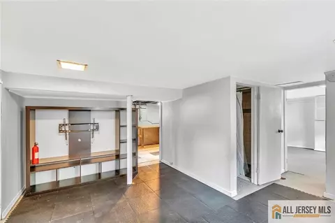 227 Old Rd, Sewaren, NJ 07077 photo 21