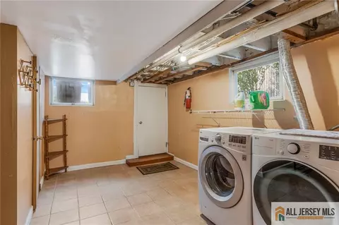 114 Runyon Ave, Middlesex, NJ 08846 photo 27