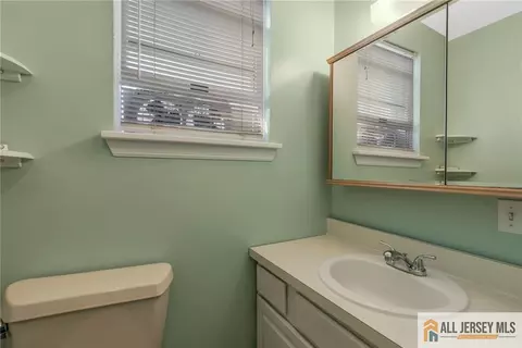 114 Runyon Ave, Middlesex, NJ 08846 photo 20