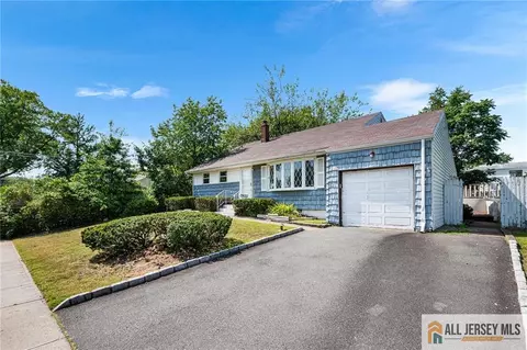 21 Eardley Rd, Edison, NJ 08817 photo 2