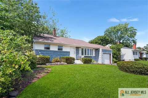 21 Eardley Rd, Edison, NJ 08817 photo 3