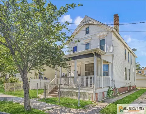 216 Handy St, New Brunswick, NJ 08901