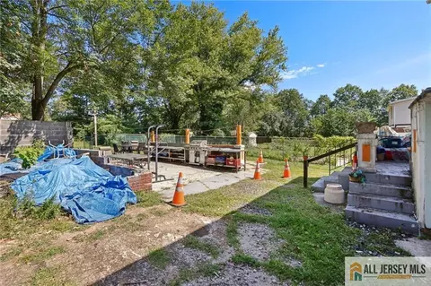 Exterior - 24 Maple Rd, Iselin, NJ 08830 photo 1 of 3