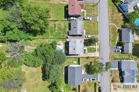 View/Area - 24 Maple Rd, Iselin, NJ 08830 photo 3 of 3
