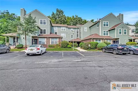 7041 Elm Ct, South Brunswick, NJ 08852