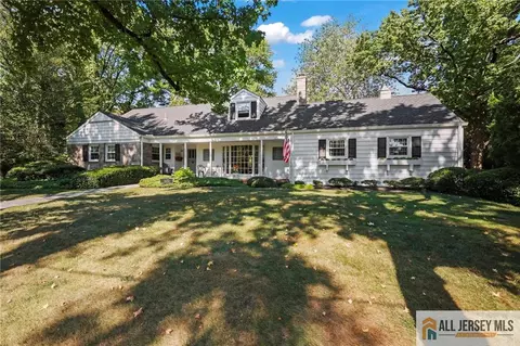 1123 N Boyd Pkwy, North Brunswick, NJ 08902