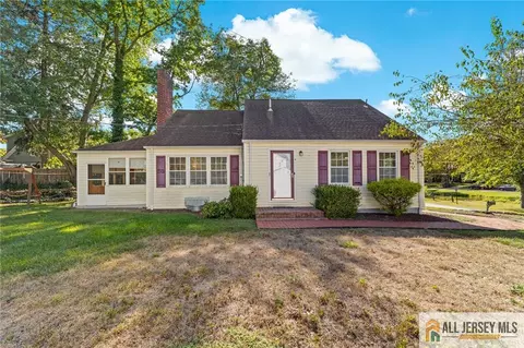 1088 S Boyd Pkwy, North Brunswick, NJ 08902