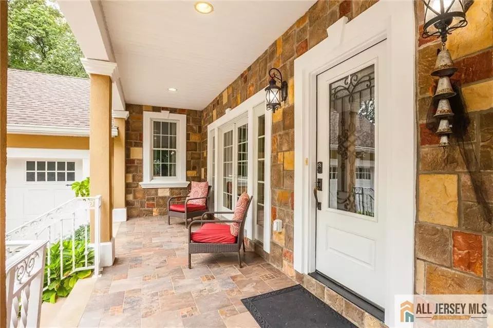 Exterior - 21 Fern Rd, East Brunswick, NJ 08816 photo 3 of 5