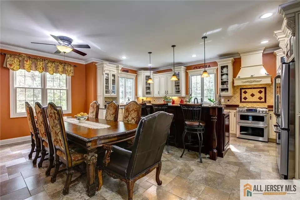 Dining - 21 Fern Rd, East Brunswick, NJ 08816 photo 3 of 4