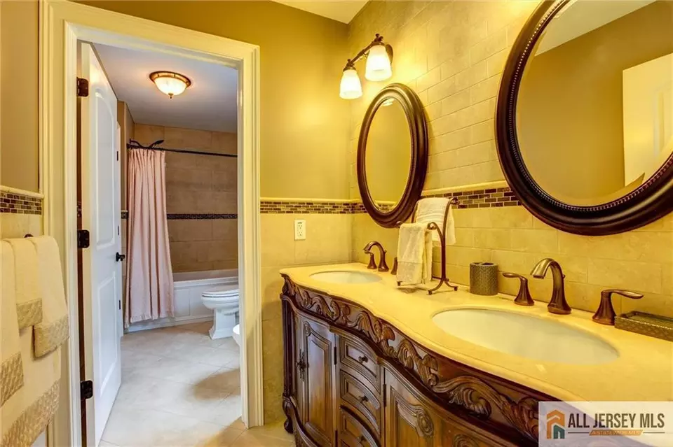 Bath - 21 Fern Rd, East Brunswick, NJ 08816 photo 4 of 7