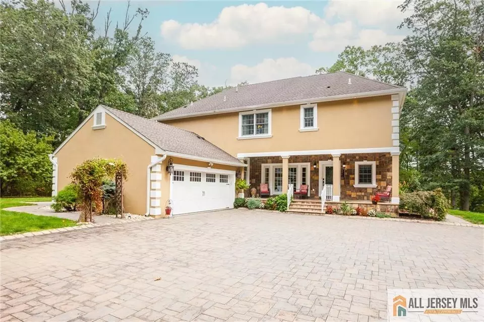 Exterior - 21 Fern Rd, East Brunswick, NJ 08816 photo 4 of 5