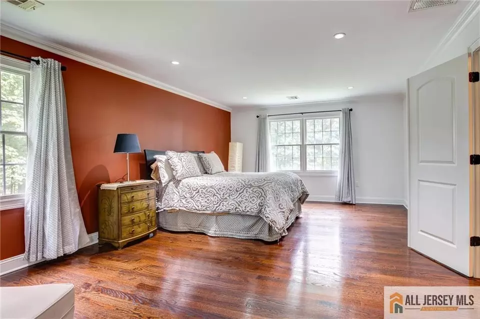Bedroom - 21 Fern Rd, East Brunswick, NJ 08816 photo 2 of 5