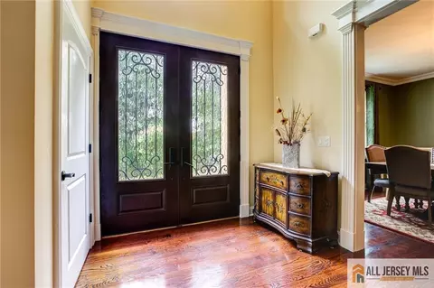 Entry Way - 21 Fern Rd, East Brunswick, NJ 08816 photo 1 of 3