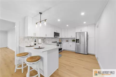 235 Vernon Rd #235A, Monroe, NJ 08831