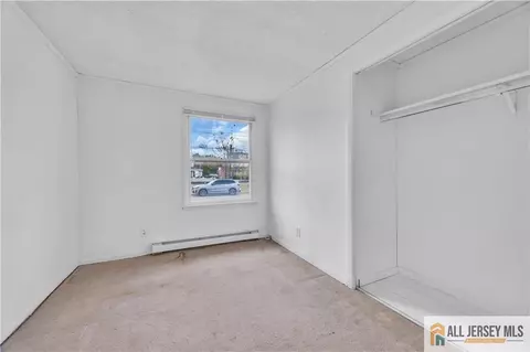 27 Railroad Ave, Helmetta, NJ 08828 photo 18