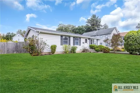 27 Railroad Ave, Helmetta, NJ 08828 photo 3