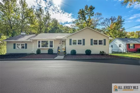 107 Finnegan Ln, South Brunswick, NJ 08824