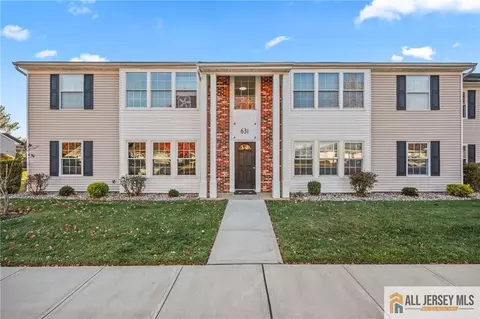 631 Madison Dr #B, Monroe, NJ 08831