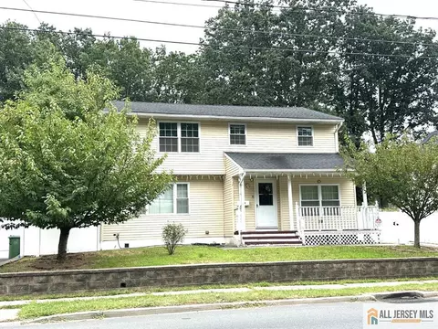 2950 Washington Rd, Parlin, NJ 08859