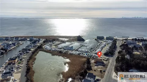 1427 Radio Rd, Little Egg Harbor, NJ 08087