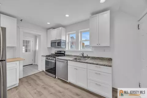 34 Maple Ave, Edison, NJ 08837 photo 8
