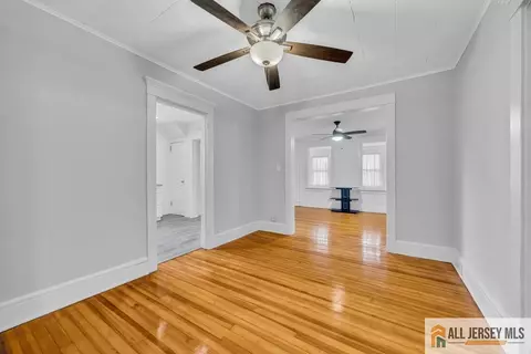 34 Maple Ave, Edison, NJ 08837 photo 7