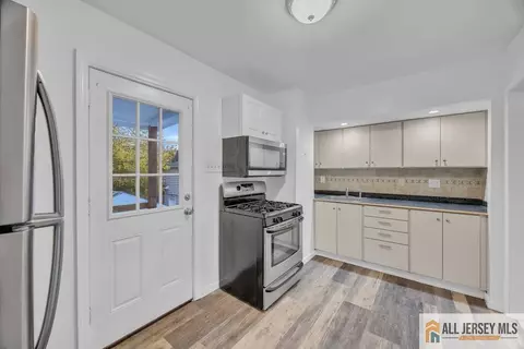 34 Maple Ave, Edison, NJ 08837 photo 14