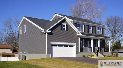 1 Michael Ct, North Brunswick, NJ 08902
