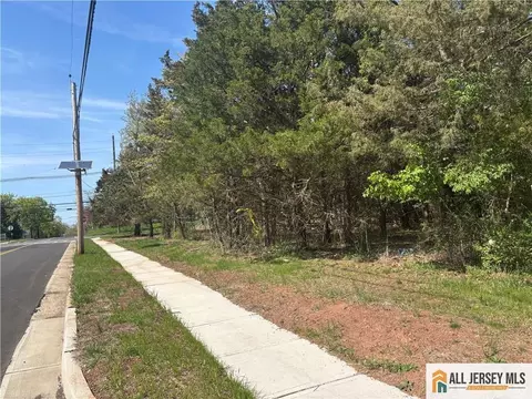 5265 Witherspoon St, Piscataway, NJ 08854