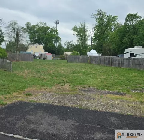 1204 S Washington Ave, Piscataway, NJ 08854