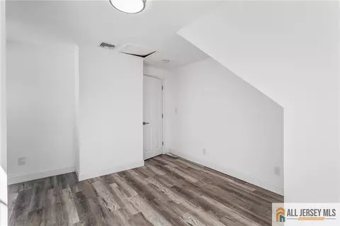 408 Fairview Ave, Middlesex, NJ 08846 photo 25