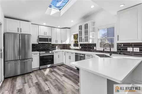 408 Fairview Ave, Middlesex, NJ 08846 photo 12