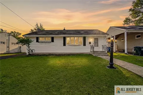 27 Eagle St, Iselin, NJ 08830