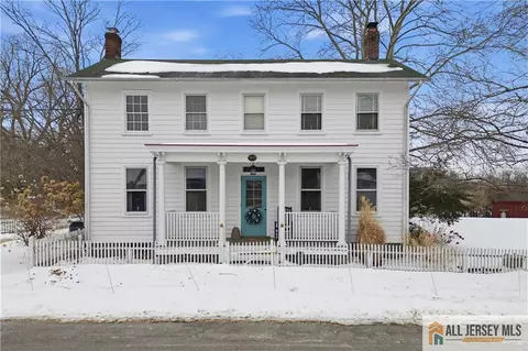 92 Halsey Reed Rd, Cranbury, NJ 08512