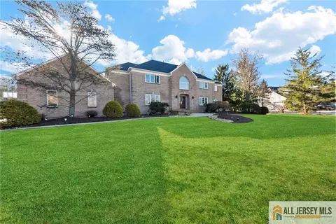 21 Drinking Brook Rd, South Brunswick, NJ 08852