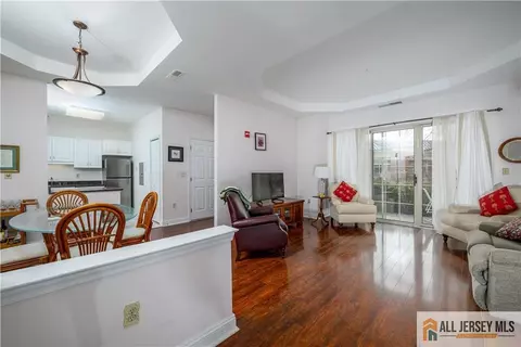2123 Windrow Dr #2123, Plainsboro, NJ 08540