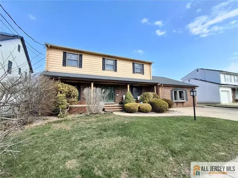 33 Nickel Ave, Sayreville, NJ 08872