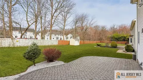 4 Maureen Ct, Edison, NJ 08820 photo 42