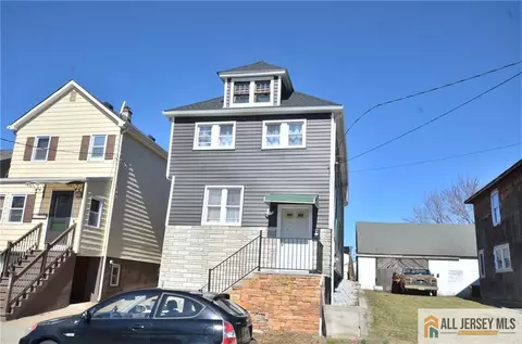 224 Gordon St, South Amboy, NJ 08879