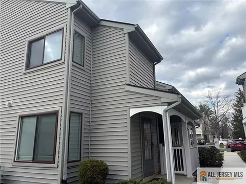 904 Gregorys Way #904, Voorhees, NJ 08043