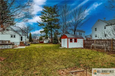 Exterior - 15 Riverview Ave, Edison, NJ 08817 photo 3 of 6