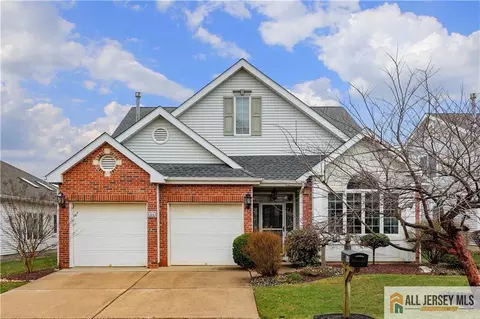 86 Leeds Ln, Monroe, NJ 08831