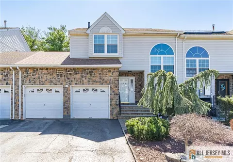 9 Barn Swallow Blvd, Marlboro, NJ 07746