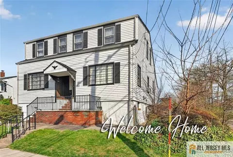 222 Remsen Ave, Avenel, NJ 07001