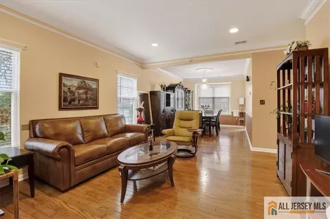 11 Quarry Ct, East Windsor, NJ 08520