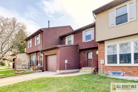 16 Pendleton Pl, Old Bridge, NJ 08857