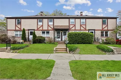 149 Rose St, Metuchen, NJ 08840