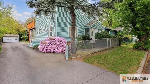 20 Crosby Ave, Edison, NJ 08817