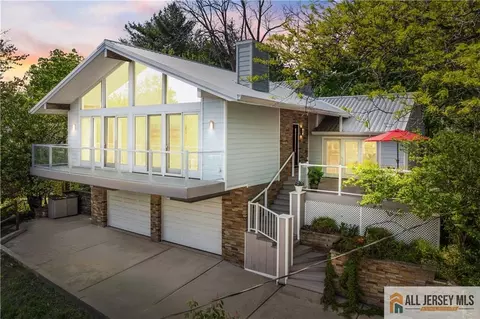 335 Valentine St, Highland Park, NJ 08904