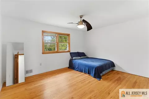 Bedroom - 178 Jeff St, Edison, NJ 08837 photo 2 of 4
